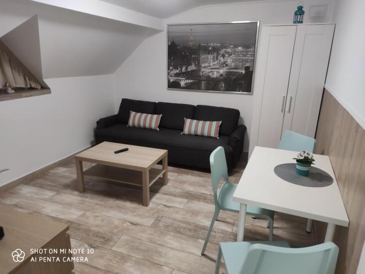 Fuered Apartmanhaz Appartement Balatonfüred Buitenkant foto