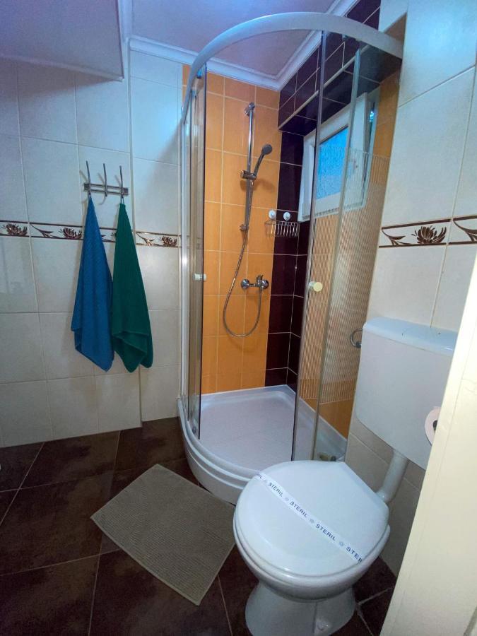 Fuered Apartmanhaz Appartement Balatonfüred Buitenkant foto